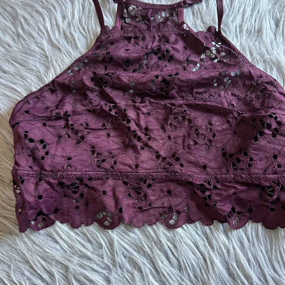 Aerie‎ Wireless Bralette Womens Size Medium Floral Lace High Neck Wirefree